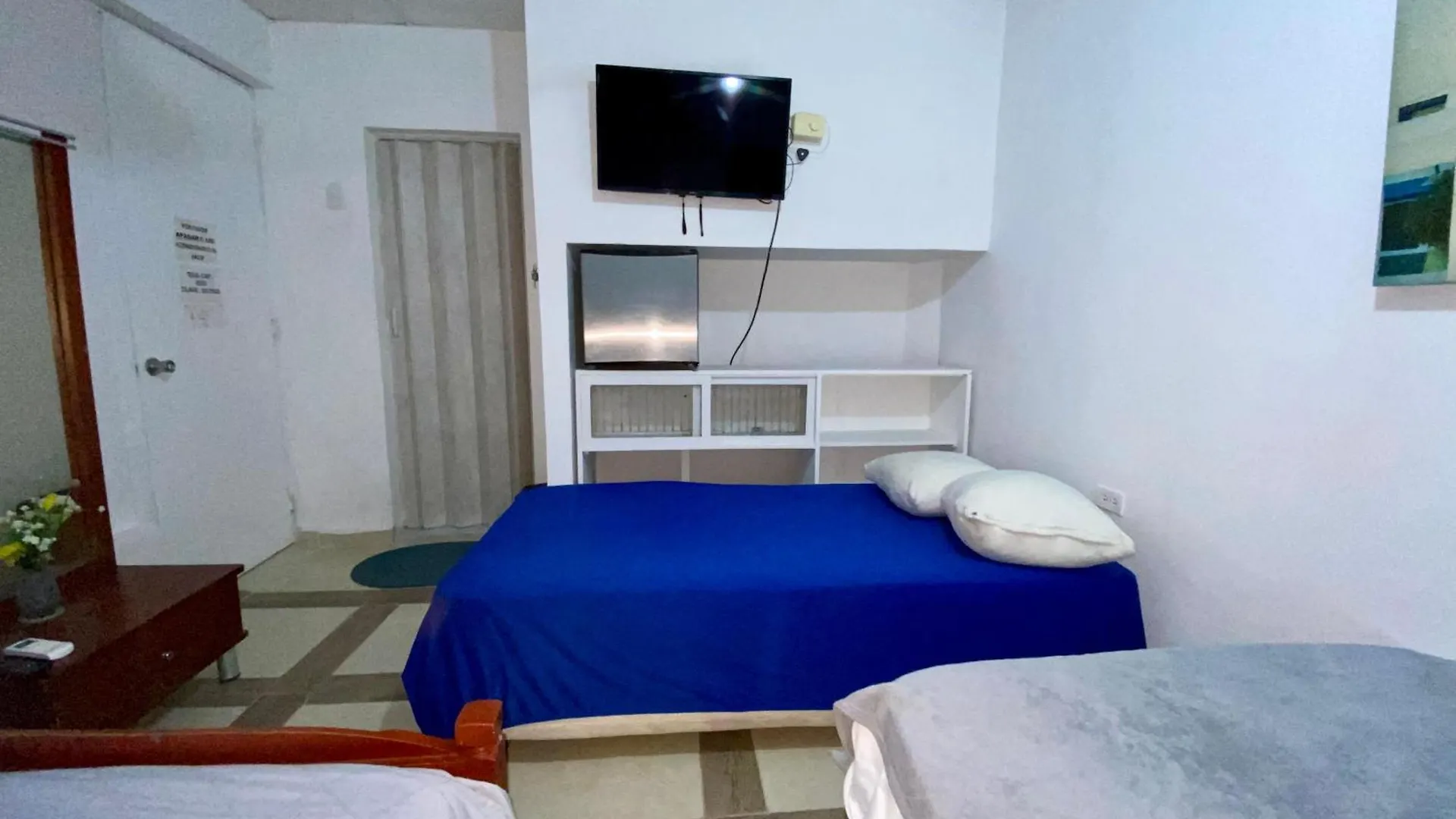 Habitacion Multiple Cerca De Aeropuerto Cartagena Homestay